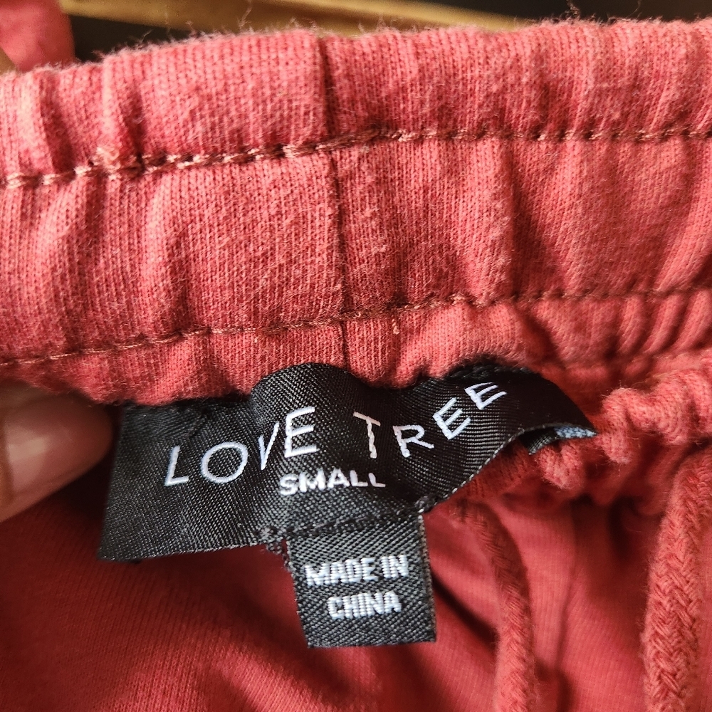 Love Tree Rust Solid Color Pants Size Small - Picture 2 of 7